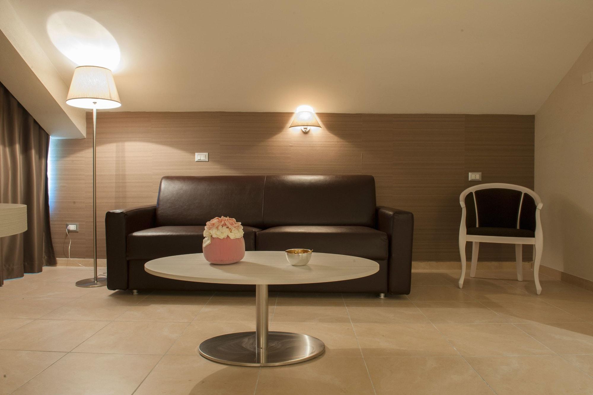 Hotel Fini ซานโจวานนี โรตอนโด ภายนอก รูปภาพ