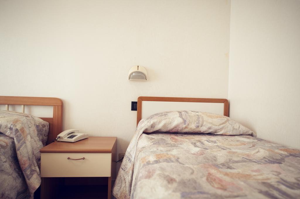 Hotel Fini ซานโจวานนี โรตอนโด ภายนอก รูปภาพ