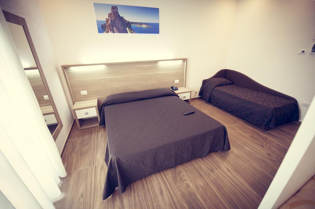 Hotel Fini ซานโจวานนี โรตอนโด ภายนอก รูปภาพ
